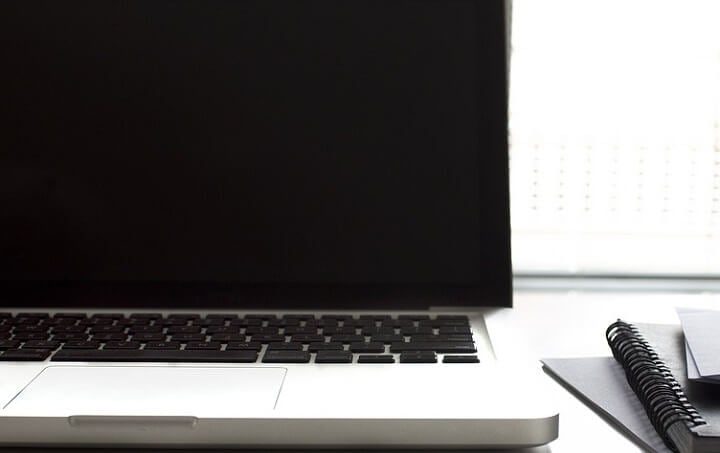 laptop freezes automatic maintenance