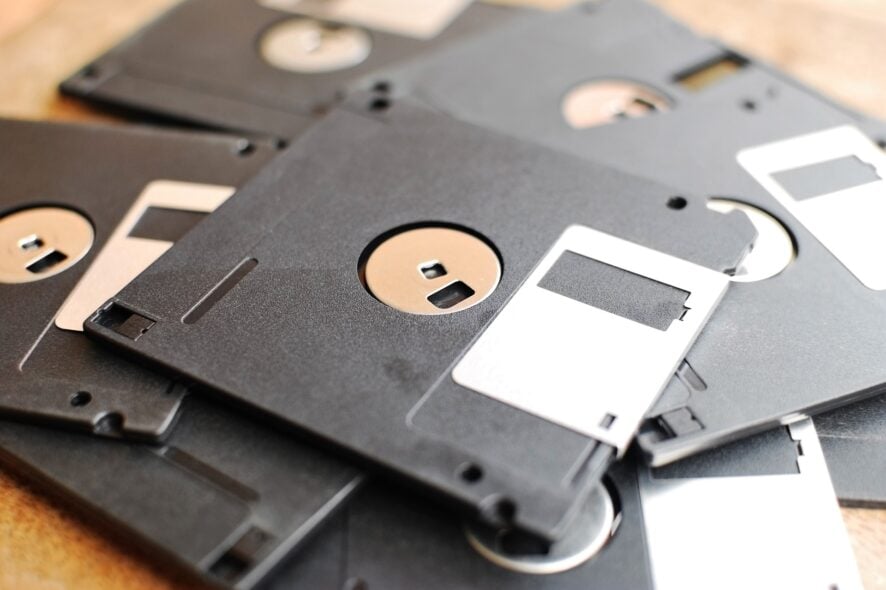 Floppy DIsk WIndows 10