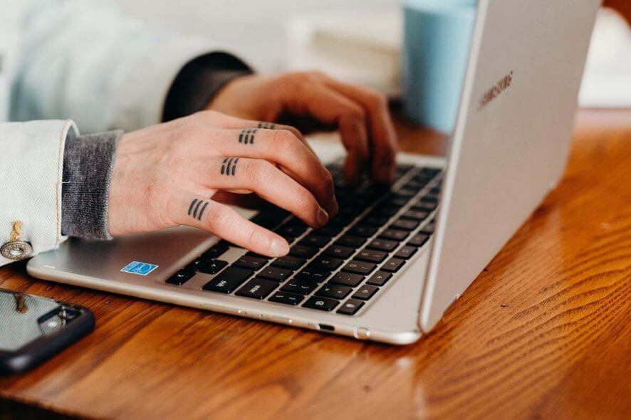 software to create a Dynamic Website