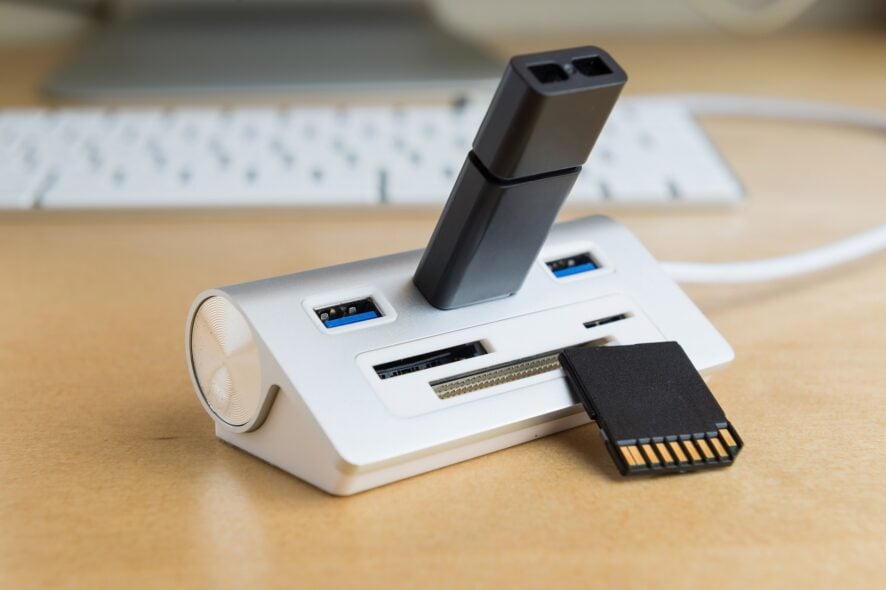 What are the best USB-C adapter hubs for Windows 10 PCs