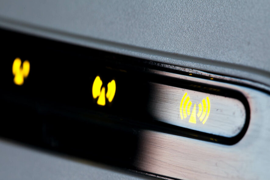 portable Wi-Fi hotspot devices