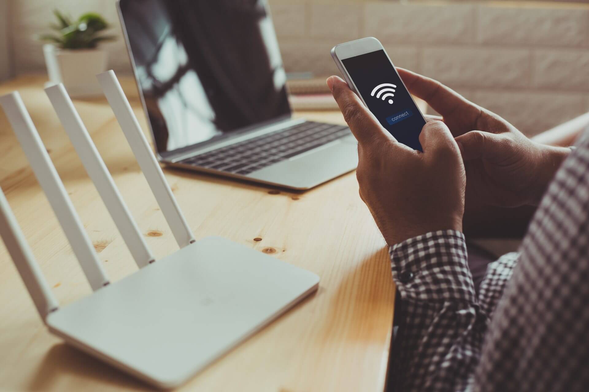 Wi-Fi mesh systems