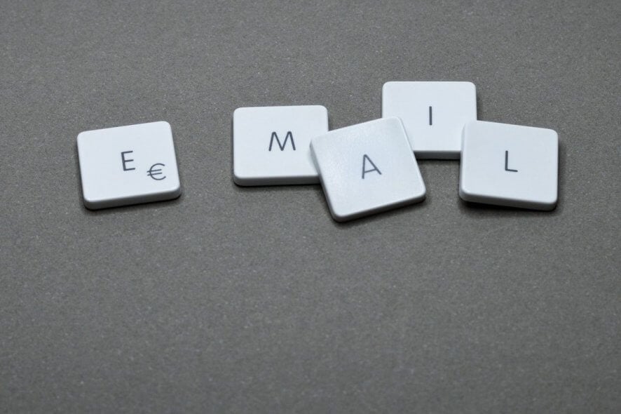 restore deleted emails from Windows Live Mail