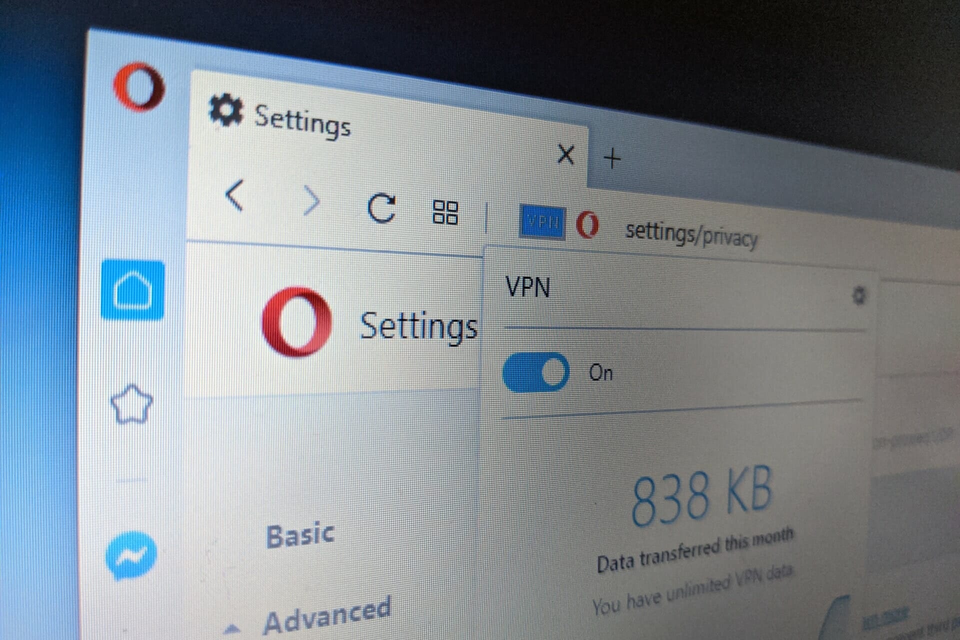 how to use opera vpn