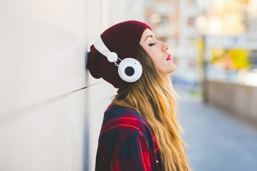improve headphone sound quality