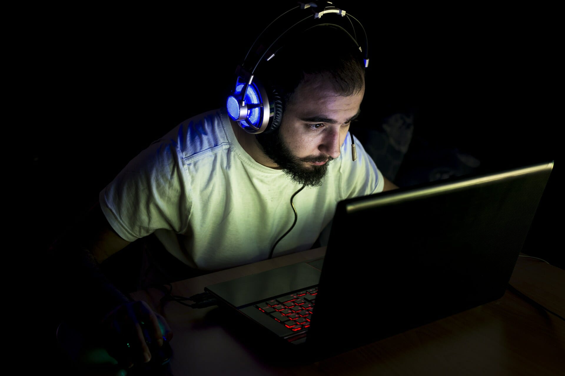 best gaming laptop under 800