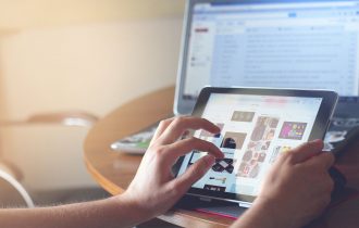 photo album software for windows 10