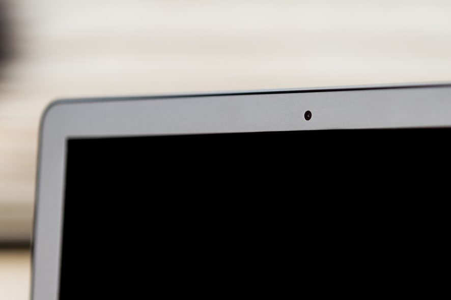 Windows 11 laptop webcam requirement
