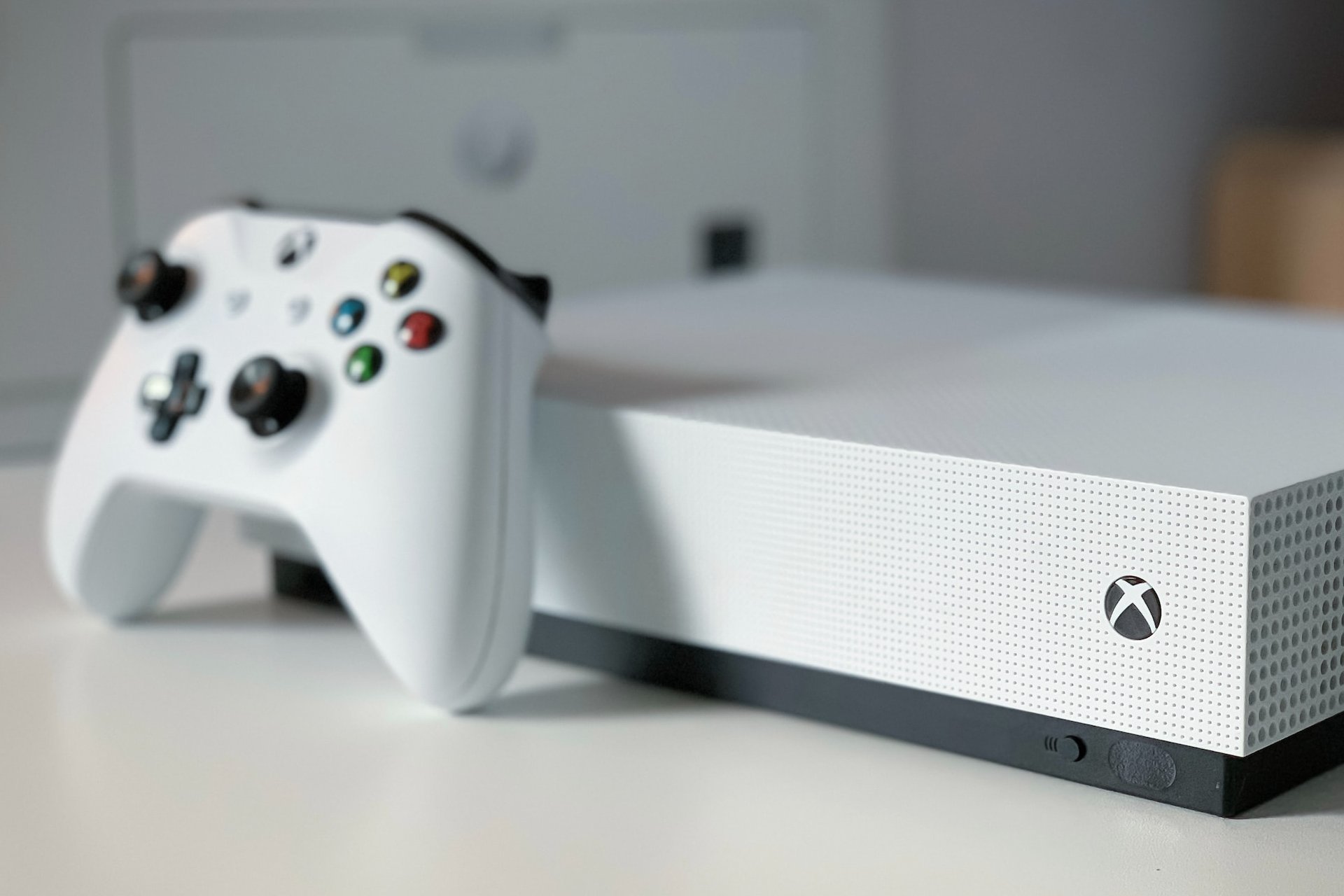 How to fix xbox turns on by itself