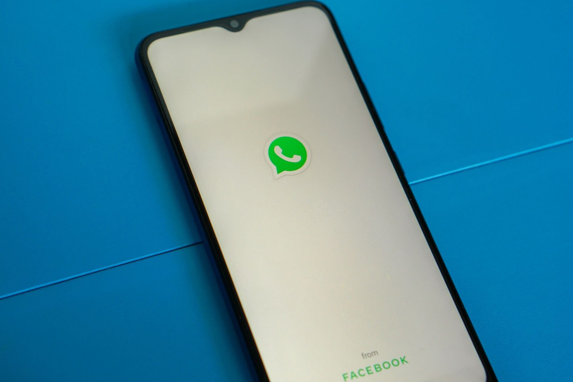 lock chat secret code whatsapp