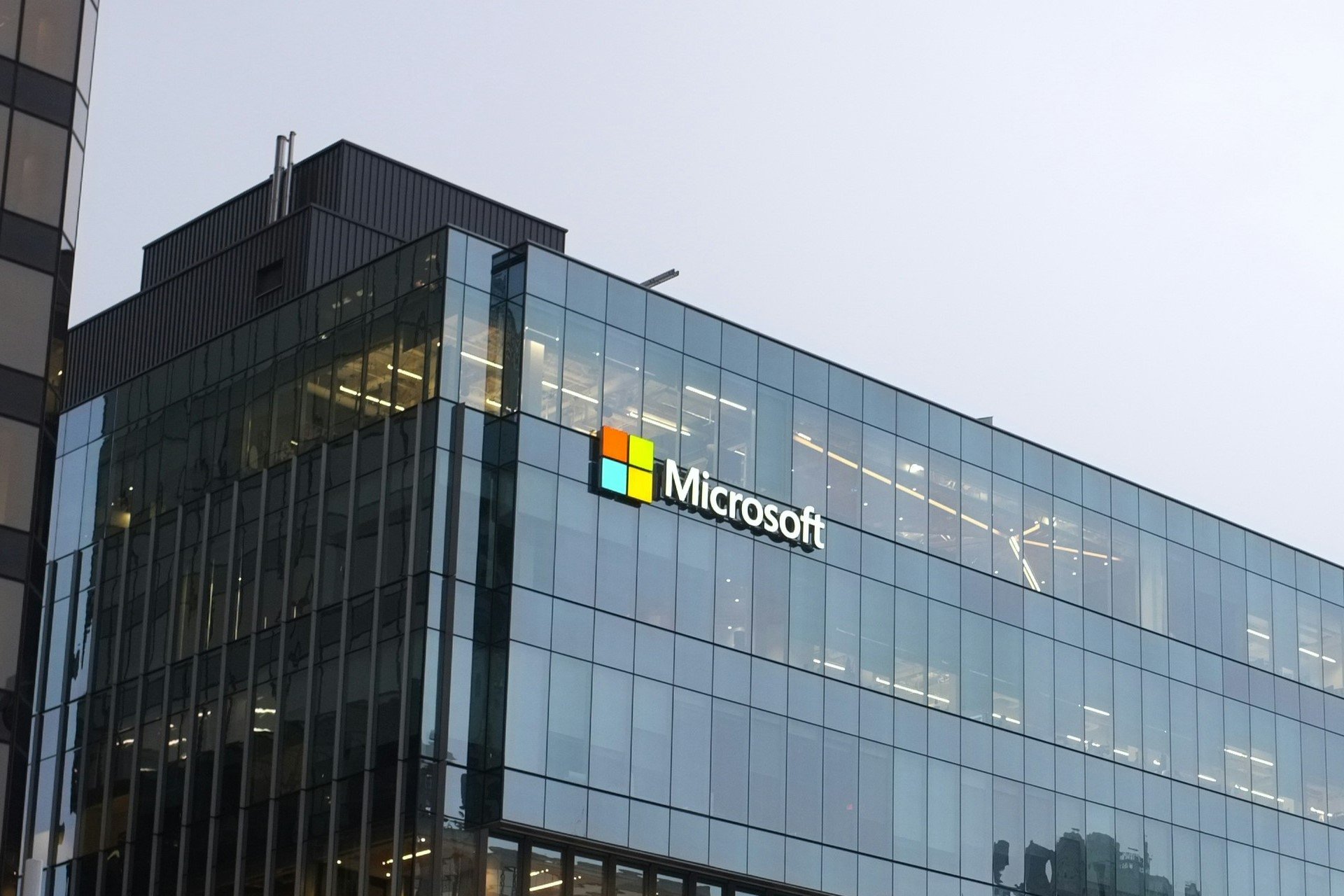 microsoft bing deal with apple failed
