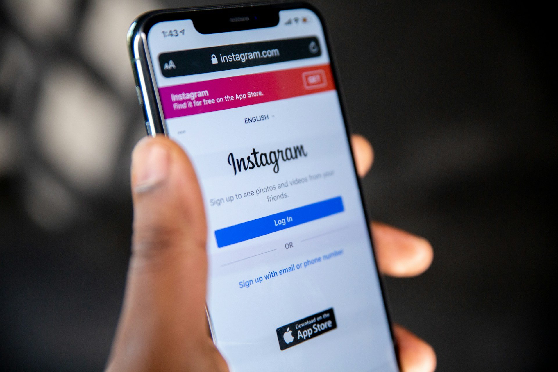 send files via DM on Instagram