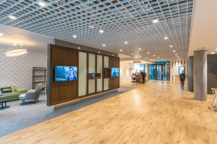 Microsoft announces new Microsoft AI Hub in London