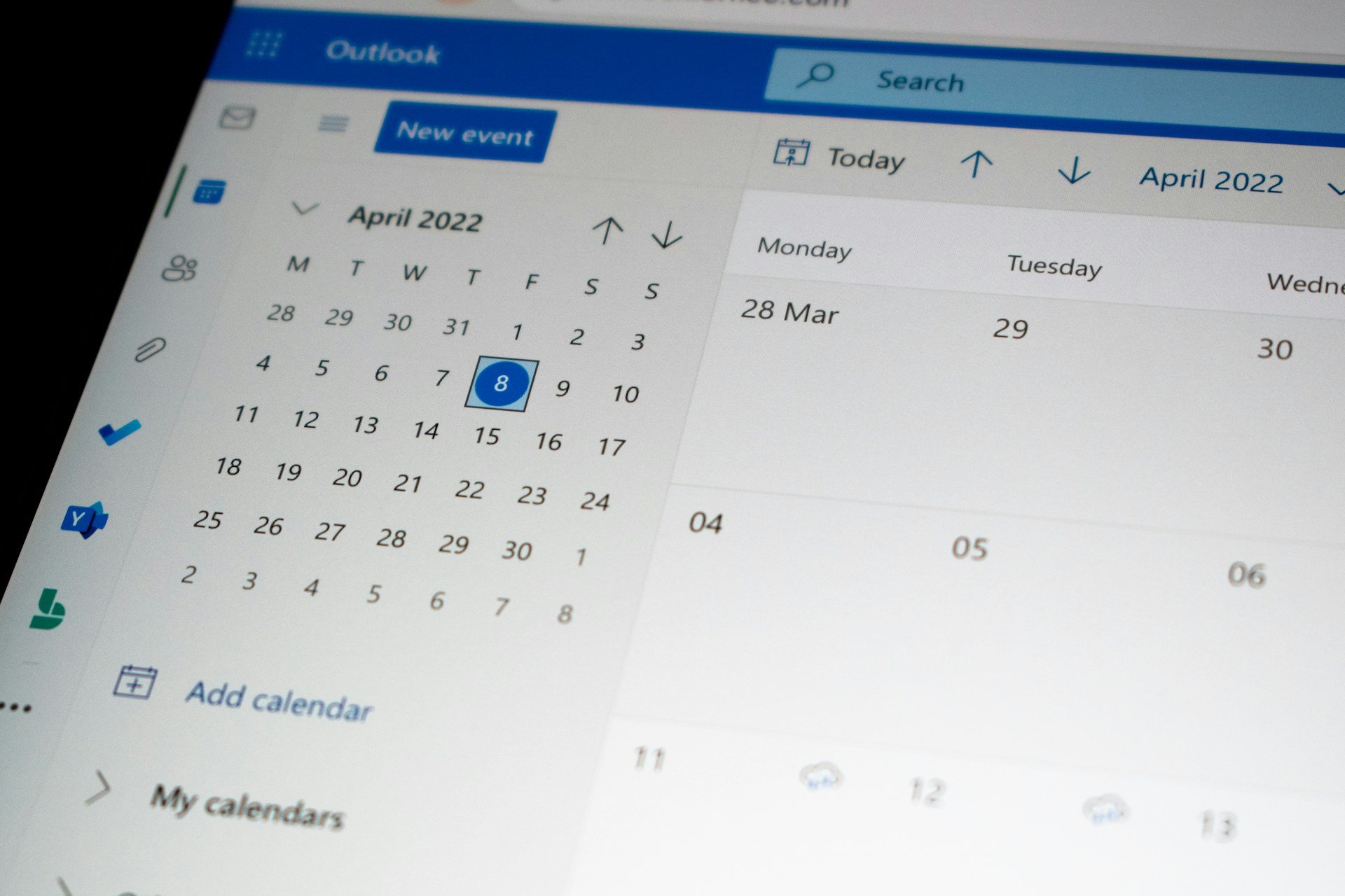 outlook bug reveals attendees list