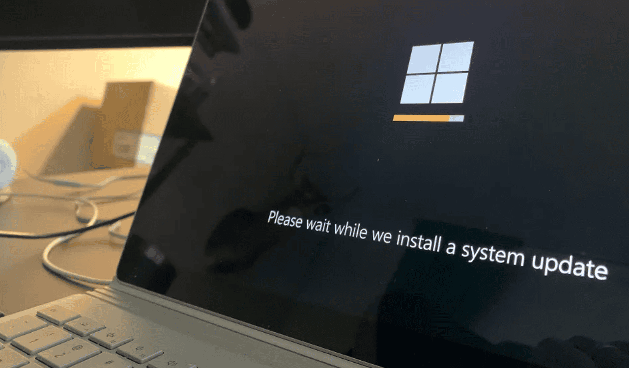Windows 11 25H2 update feature banner